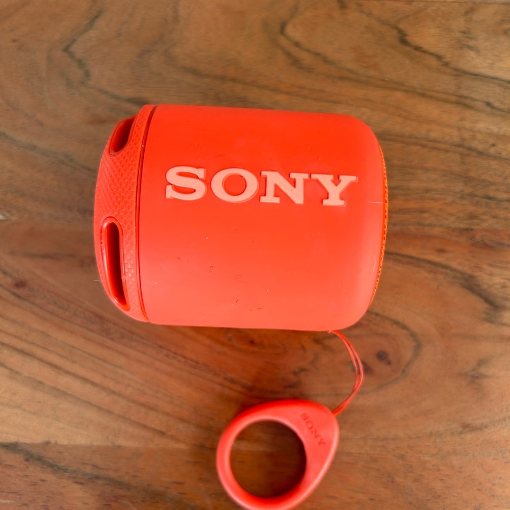 Sony SRS-XB10 Bluetooth Speaker